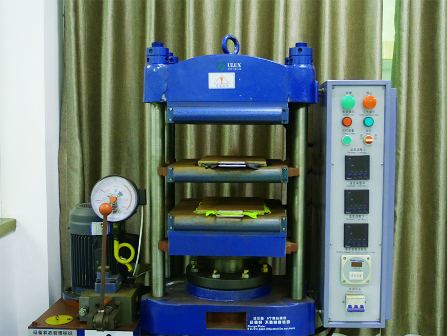 平板硫化仪-2Platen velcanizing press.jpg